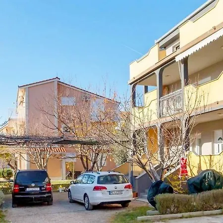 Damir Apartment